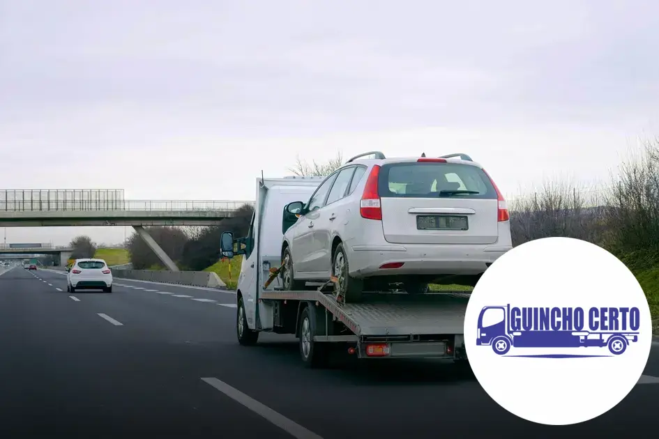 Como contratar um serviço de transporte de caminhão plataforma guincho em Santo André