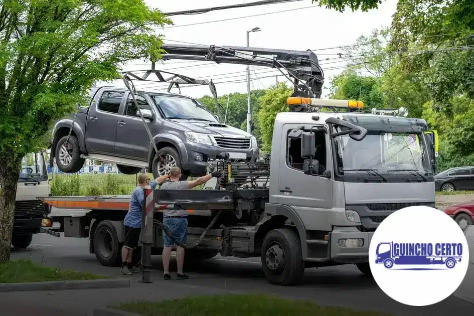 Por que você deve confiar em guinchos especializados na troca de pneus em Santo André